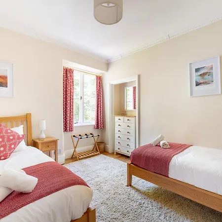 4 Bed In Loughrigg Oc-lr151 Feriehus