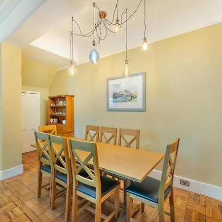 Feriehus 4 Bed In Loughrigg Oc-lr151