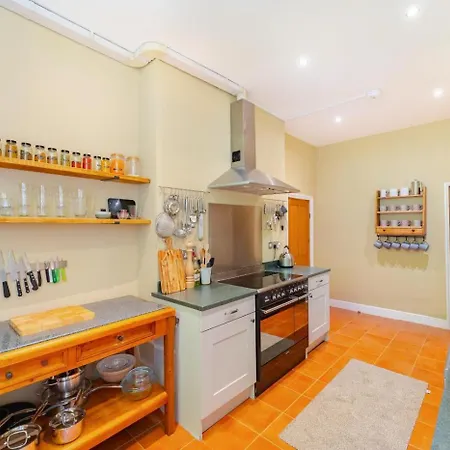 4 Bed In Loughrigg Oc-lr151